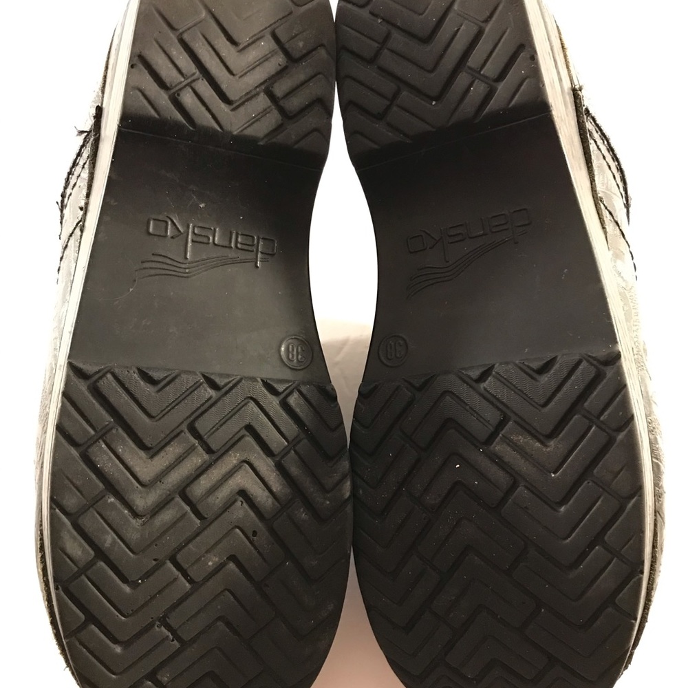 Dansko Clogs 38